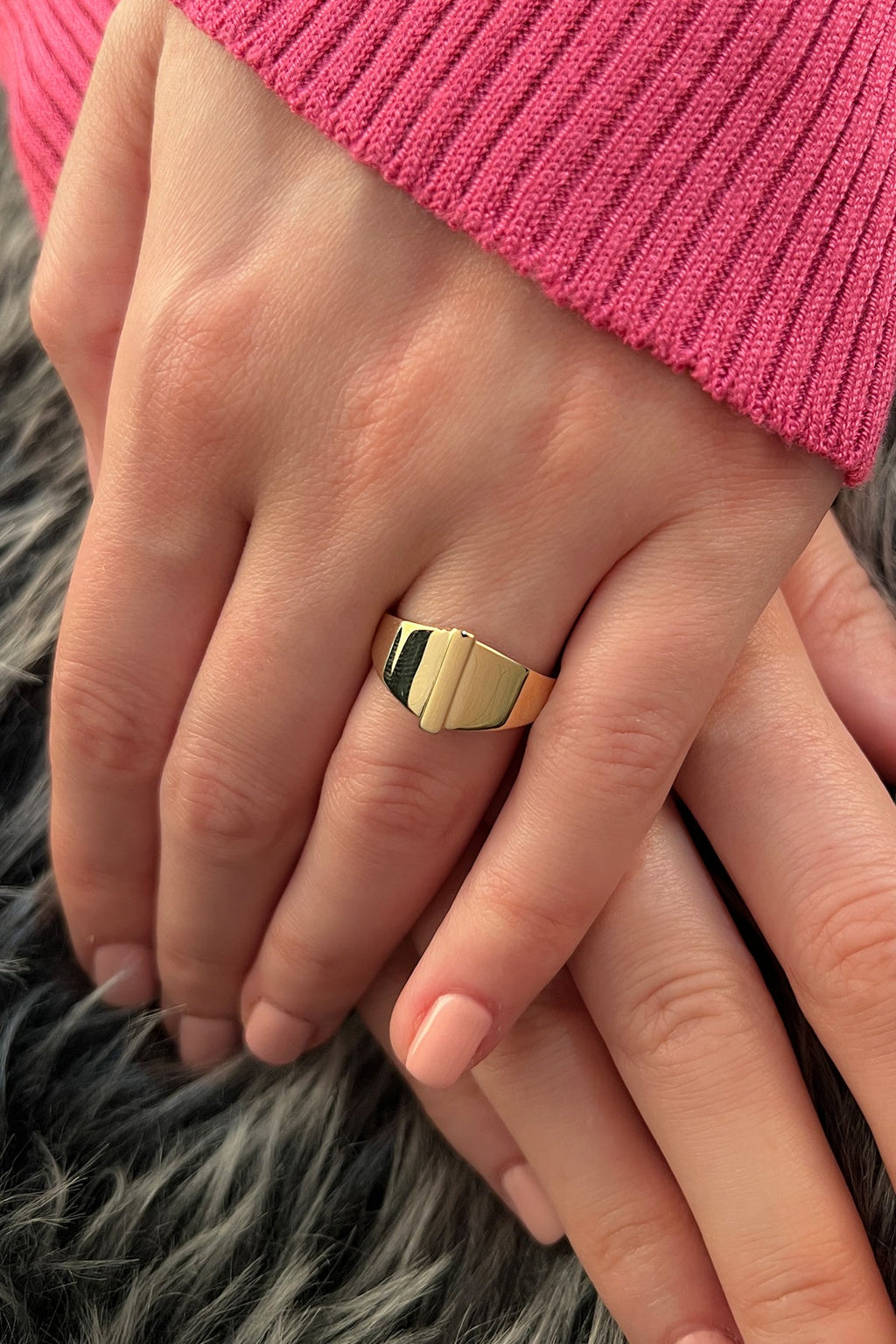 14ct Gold I Initial Ring
