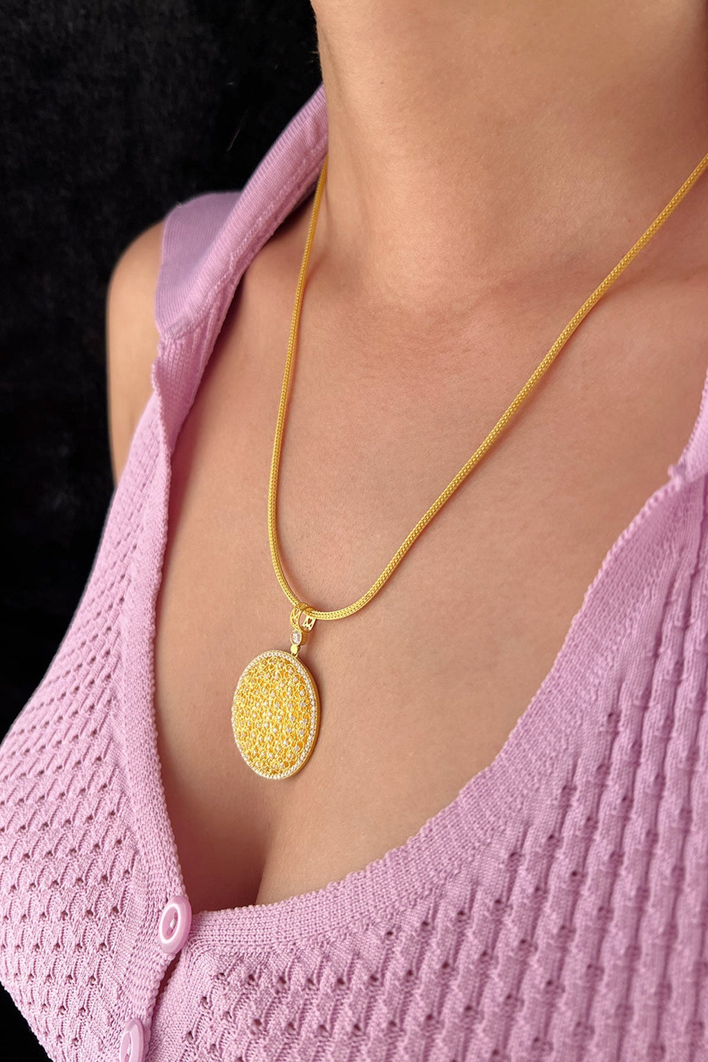 14ct Gold Medallion Necklace 2