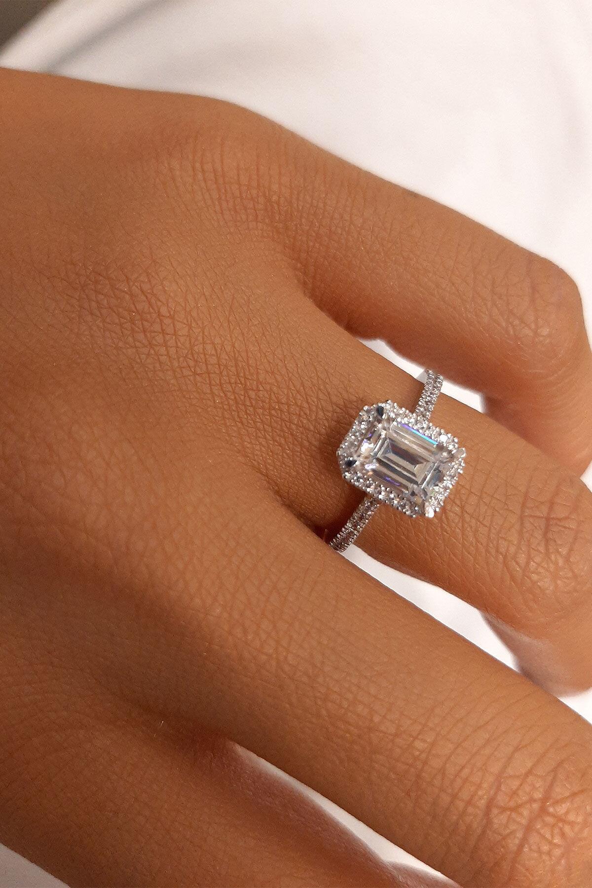 14ct Gold Solitaire Ring